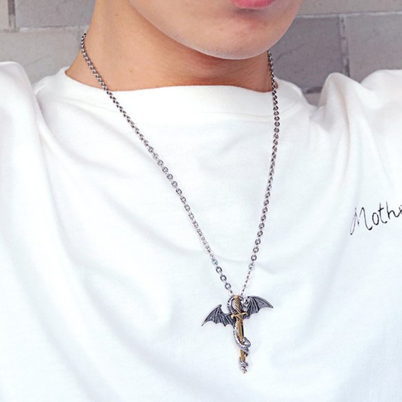 Other - men sword necklace